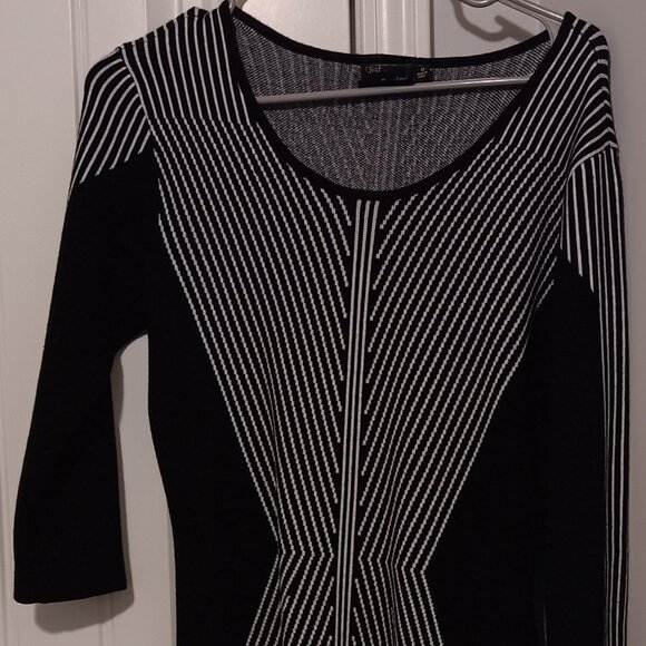 Just Taylor Black & White Geometric Bodycon Knit Dress Sz 8 - Picture 1 of 3